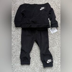Nike Black Kids Matching Sweatshirt and Joggers Set